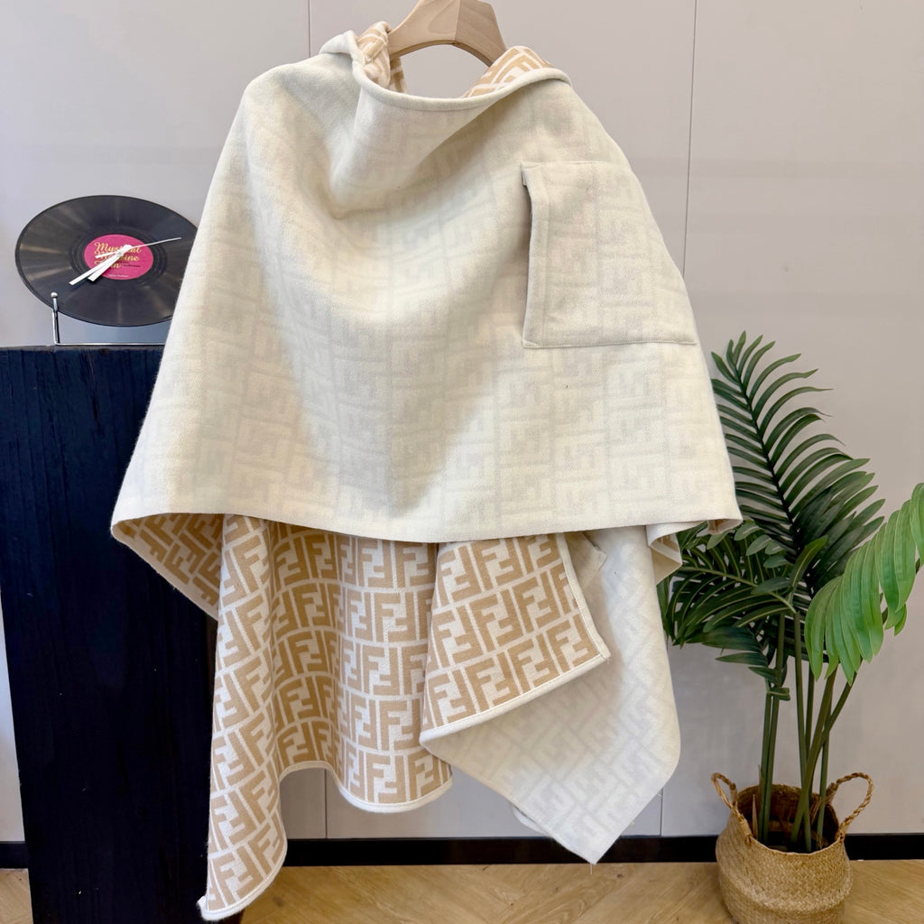 W1R86F74 Popular cape