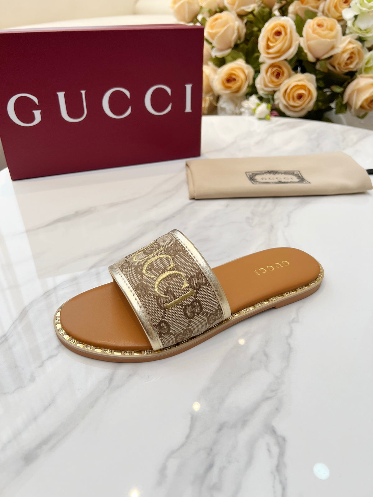 255QB29Z Popular Slippers