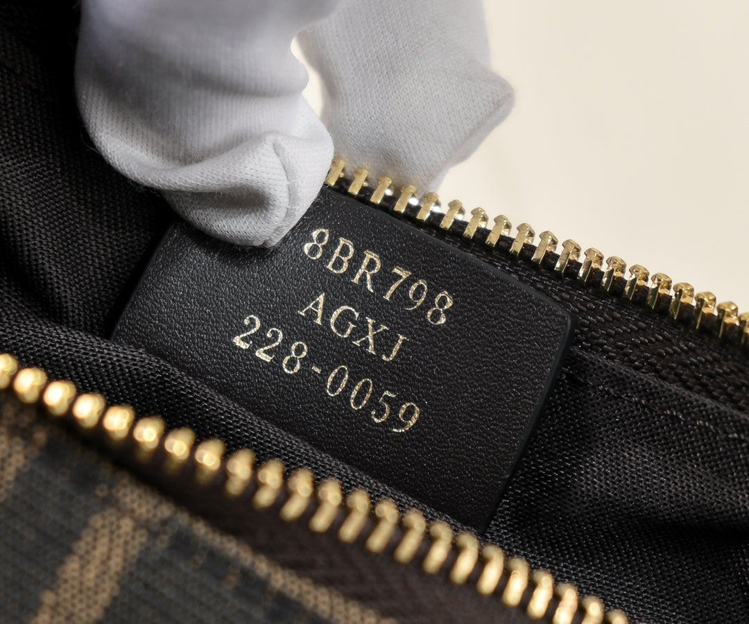 B1X66F3 Fashion high-quality canvas bag