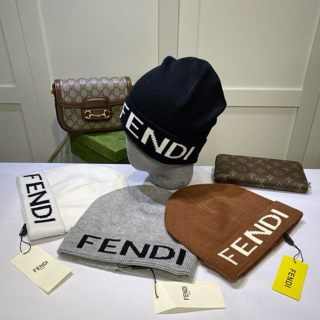 M1R86F63 Fashion hats