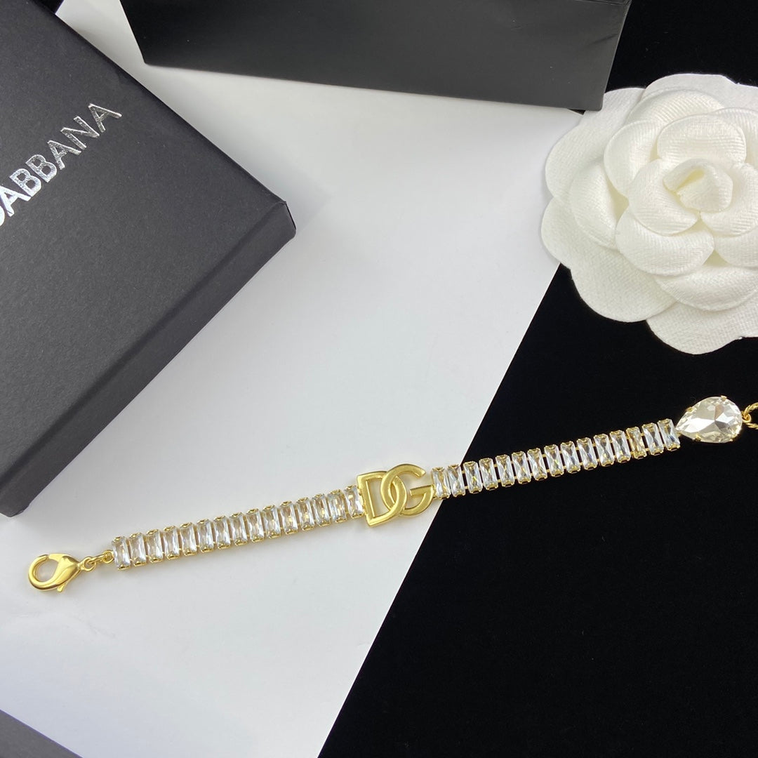 55QA450X Popular Necklace.Bracelet.earring