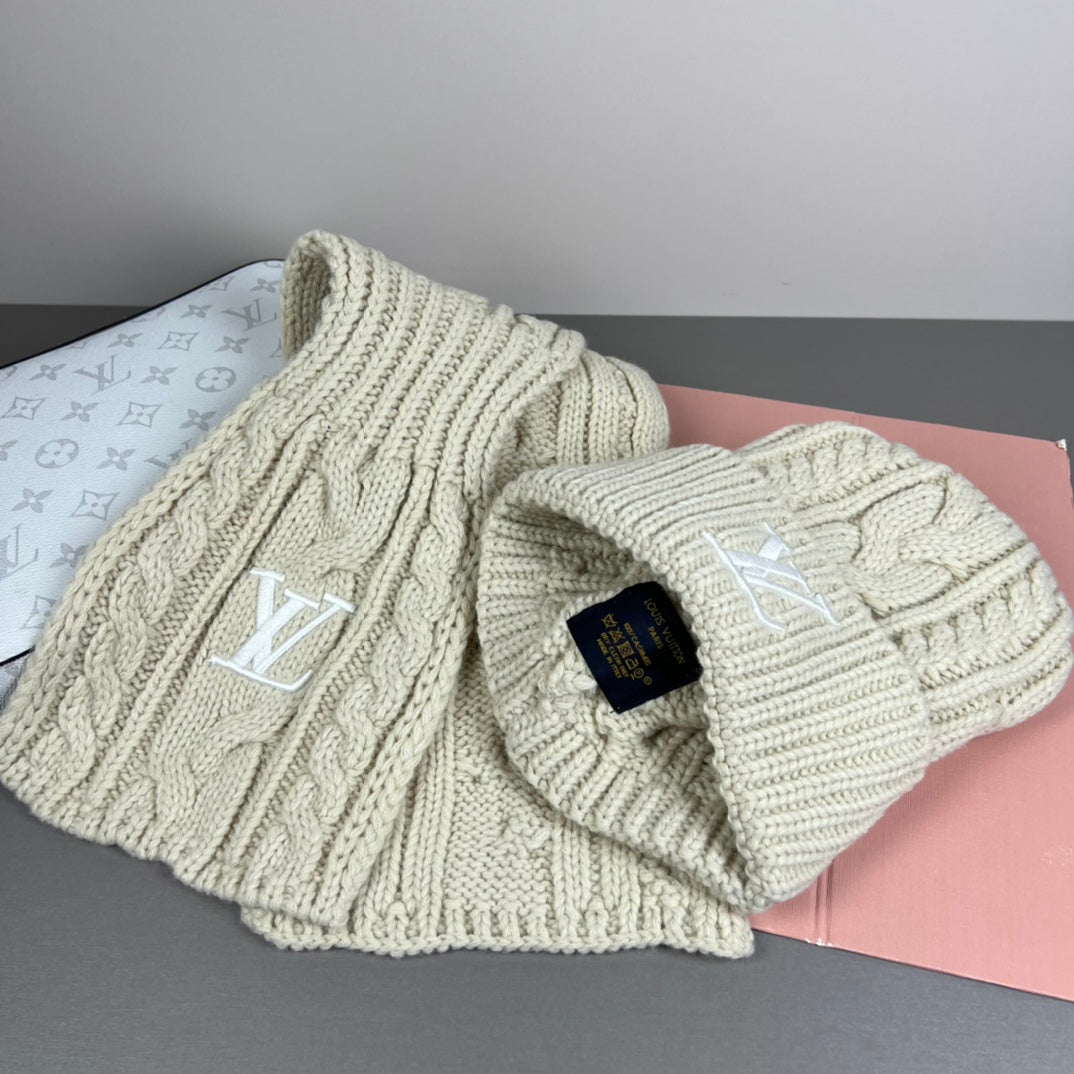M1R96E10 Fashion Hat and scarf set