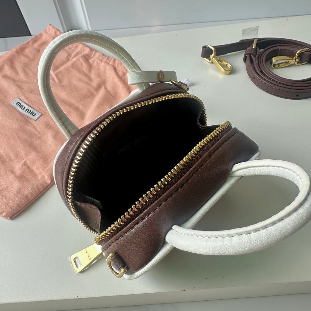 B1P46A164 Popular leather bags