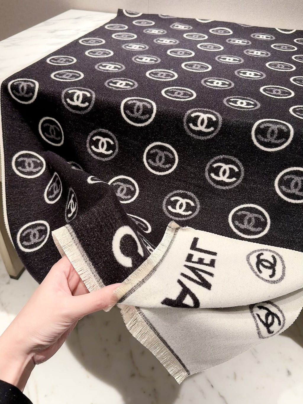 W1R86C112 Fashion Winter Scarves