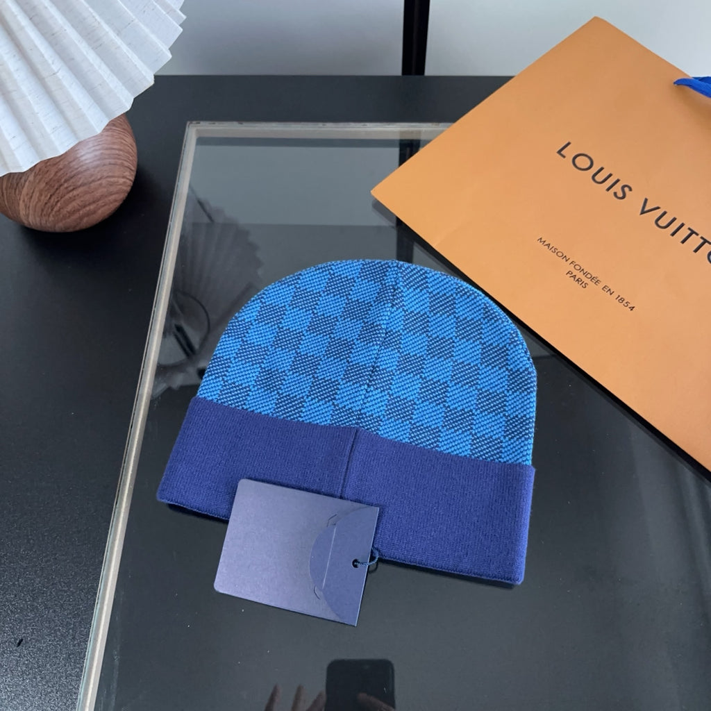 M1R86E18 Fashion hats