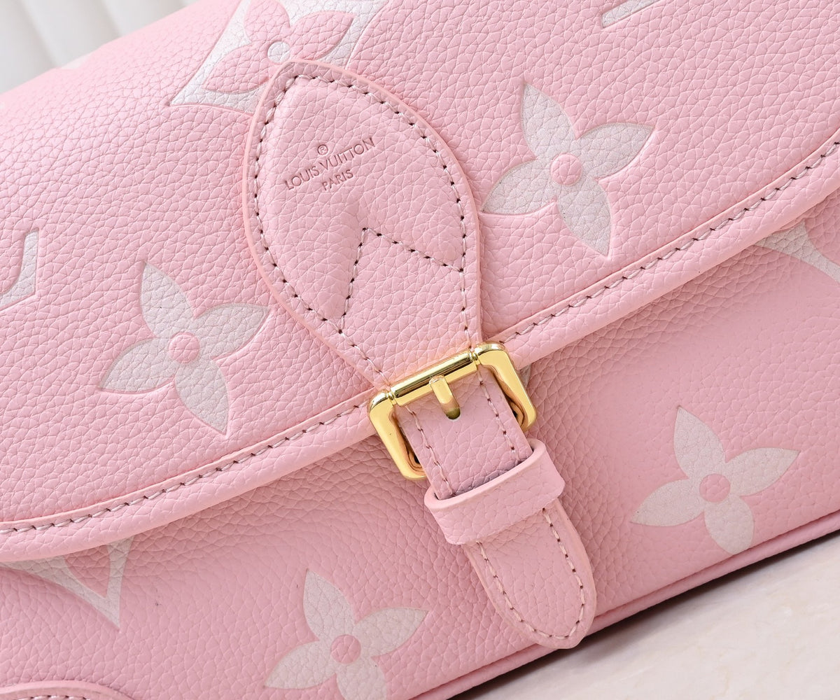 136PE42B Popular leather bag