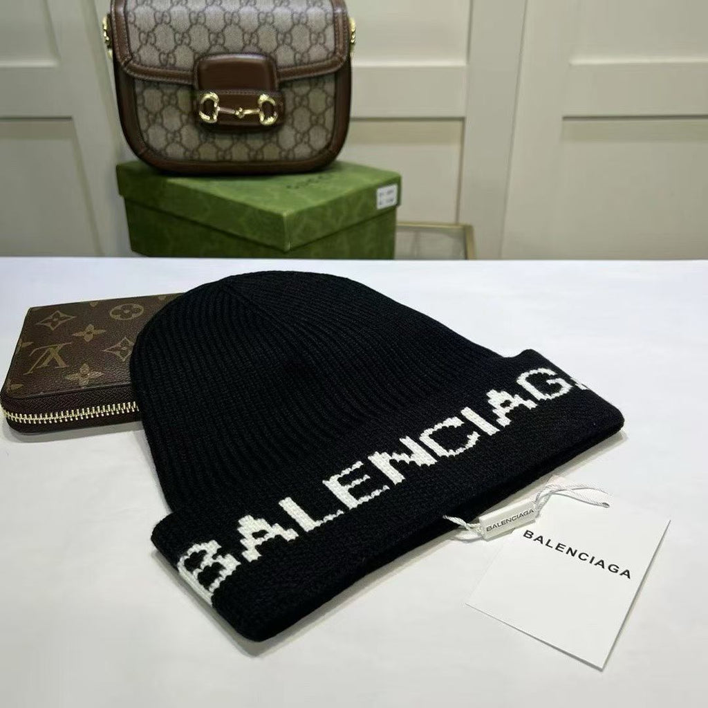 M1R86J86 Fashion hats