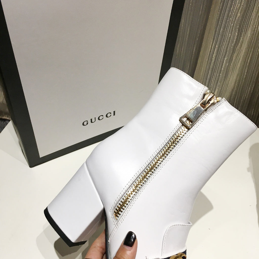 Z2P96B24 Fashion high-quality shoes