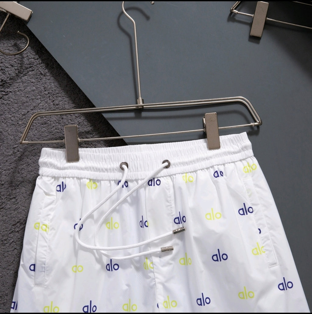 136ND7U Popular shorts