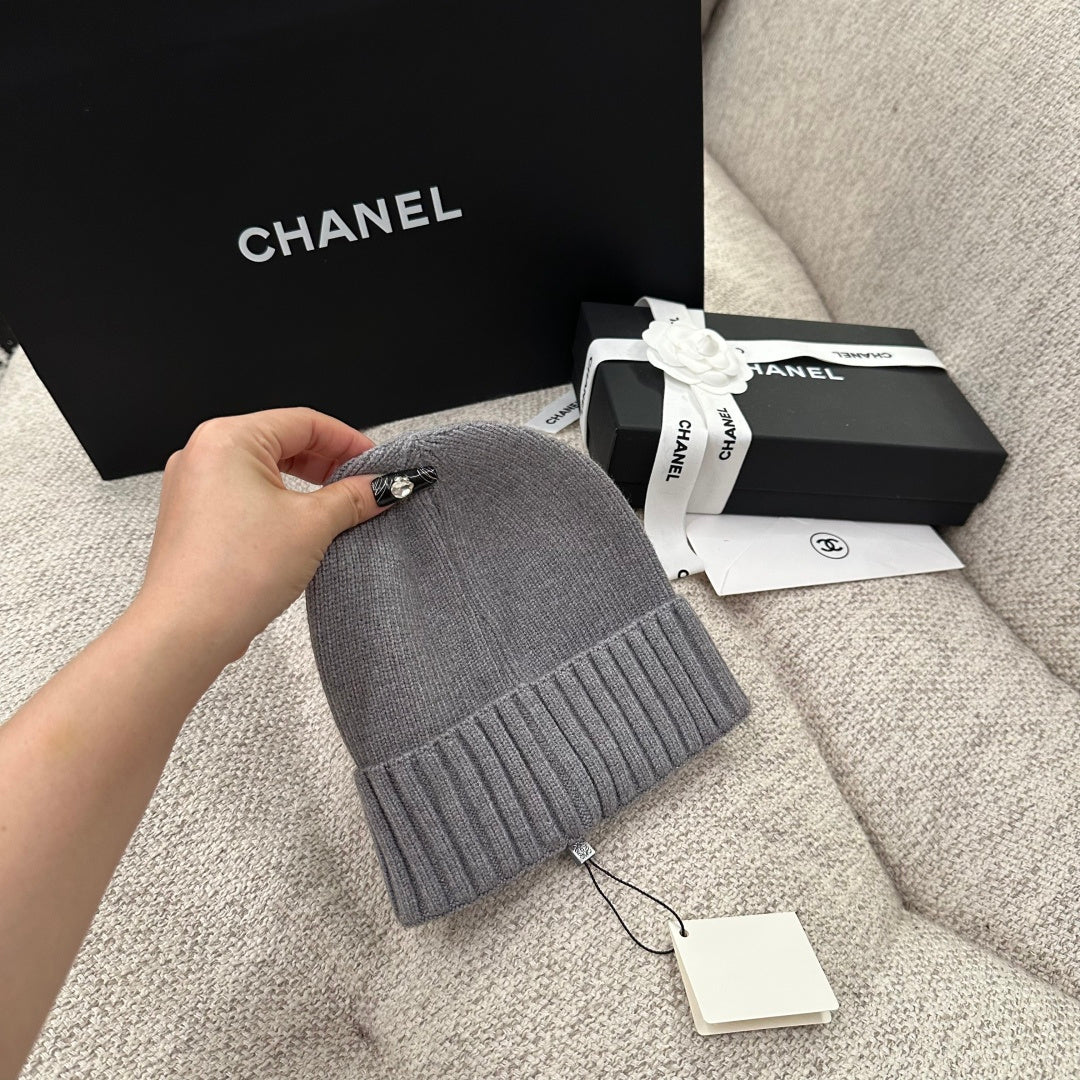 M1R96A34 Fashion hats