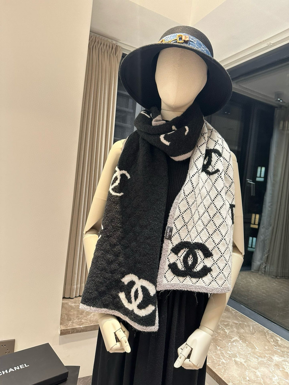 W1R96C20 Popular Winter Scarves