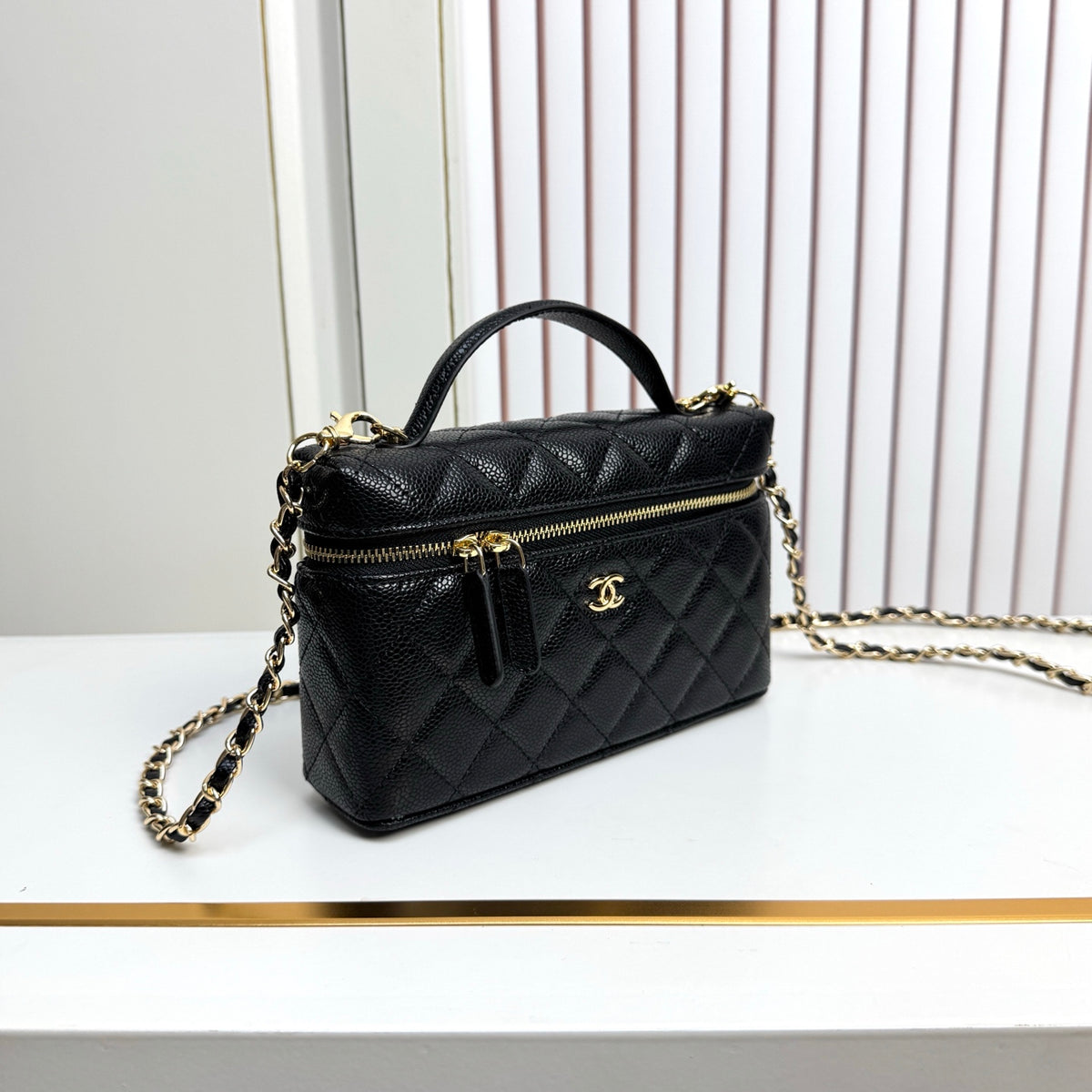 B1X66C19 Fashion leather bag