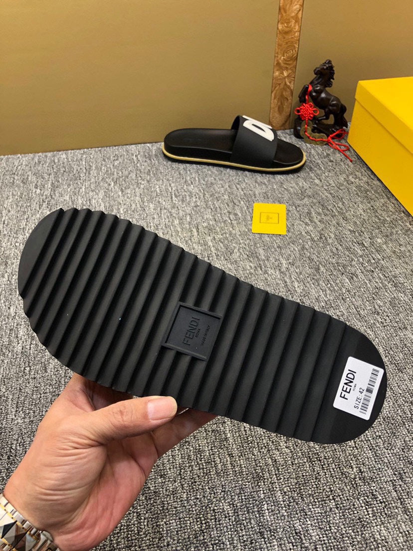 5XF106Z Popular Slippers