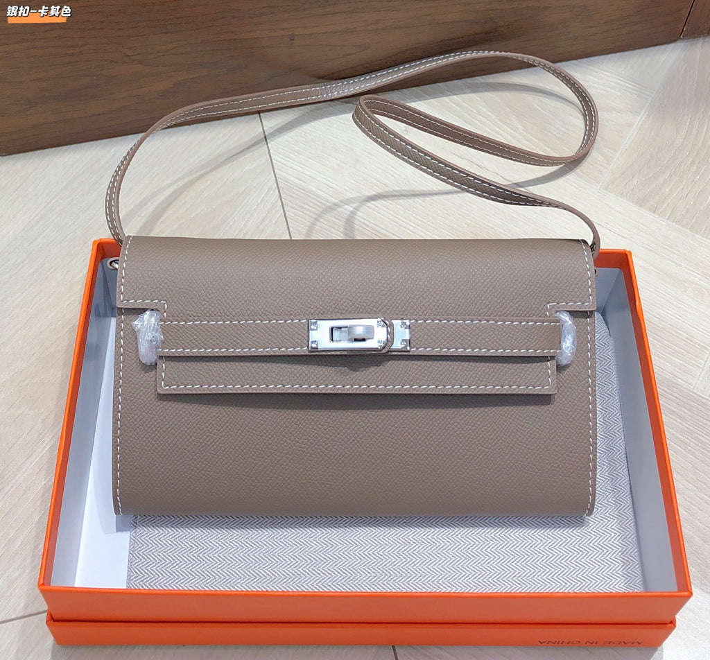B1X66H10 Fashion high-quality leather bag