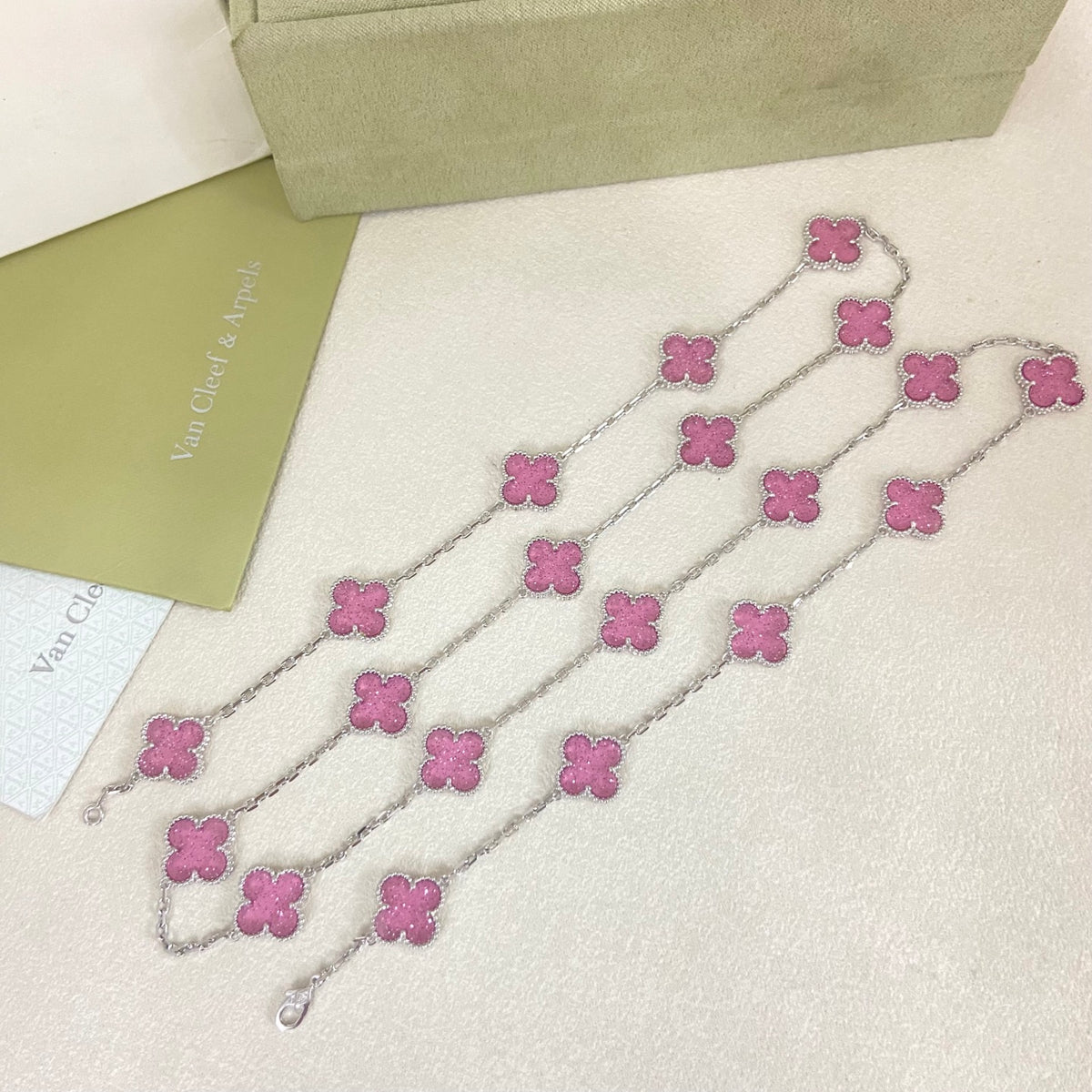 X5R96VA1X Popular Necklaces . Bracelets. Earrings