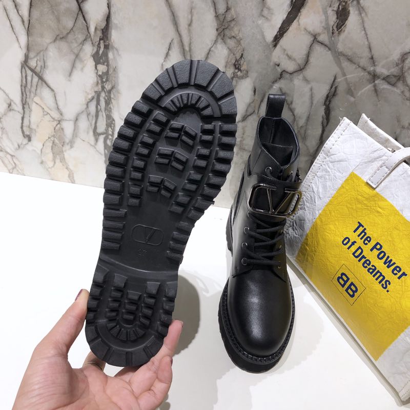 Z2P96VL23 Popular high-quality shoes