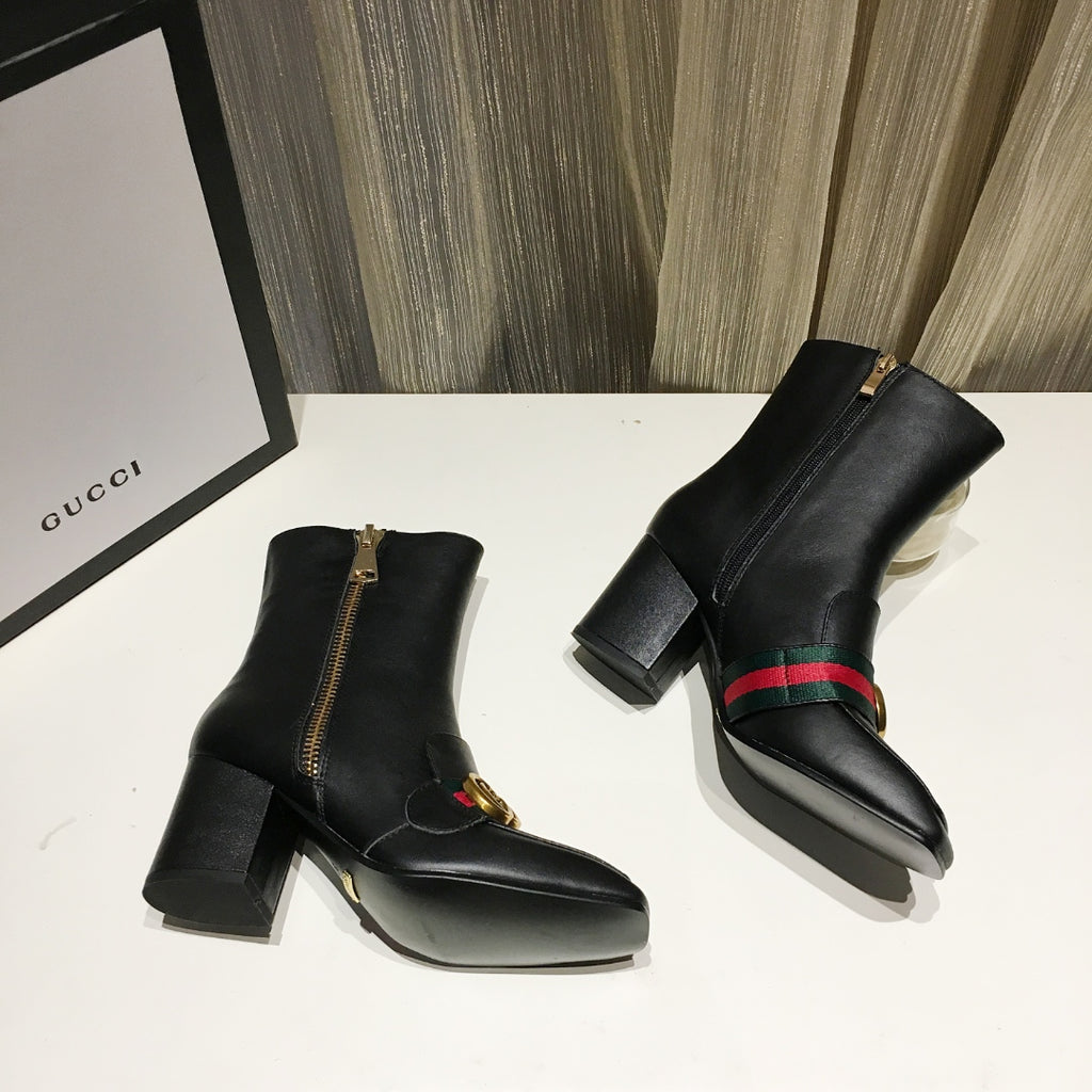 Z2P96B24 Fashion high-quality shoes