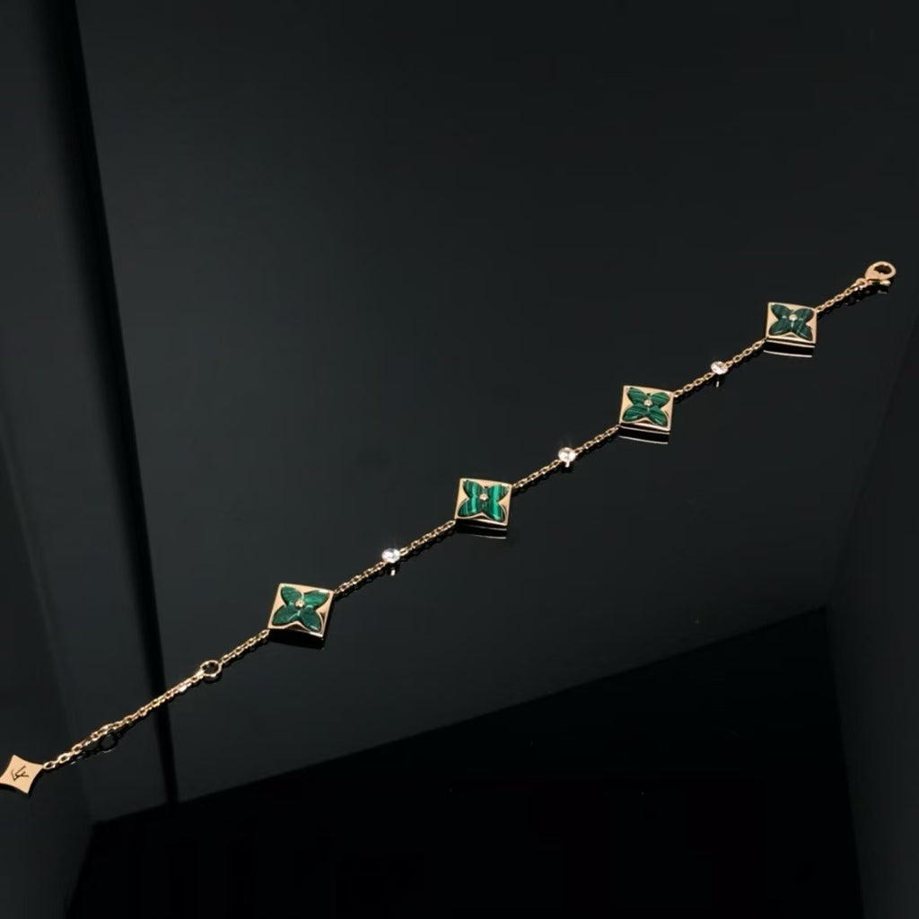 X5X76E3K Popular Bracelets(MINI Flower)