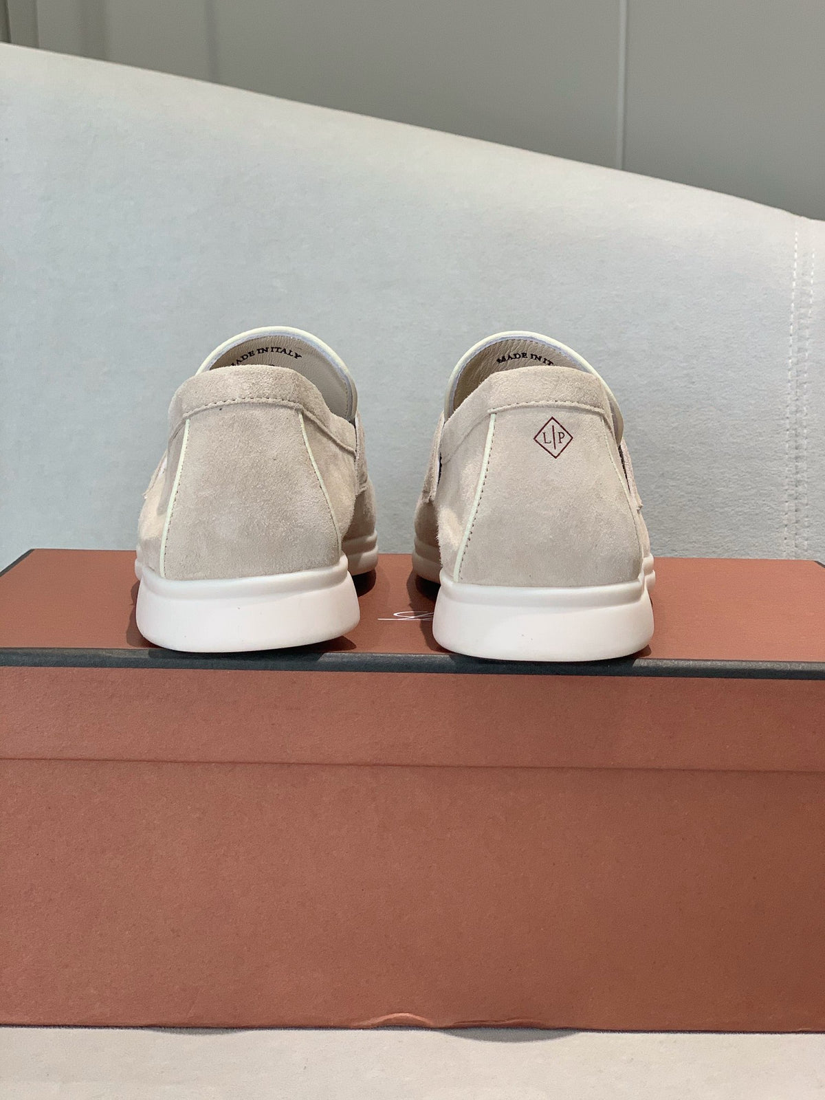 J55RA10Z Popular high-quality shoes