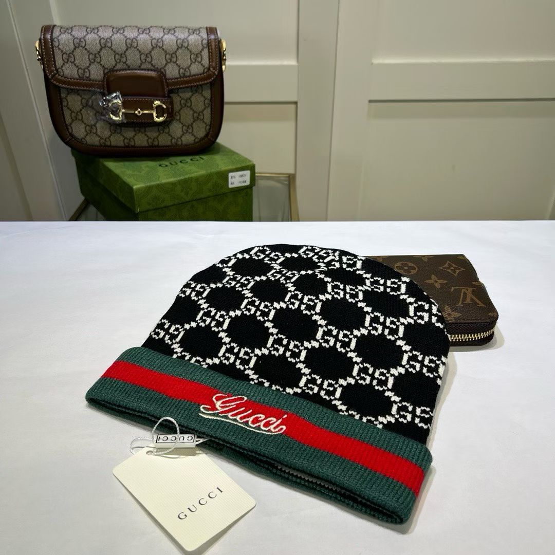 M1R86B48 Fashion hats
