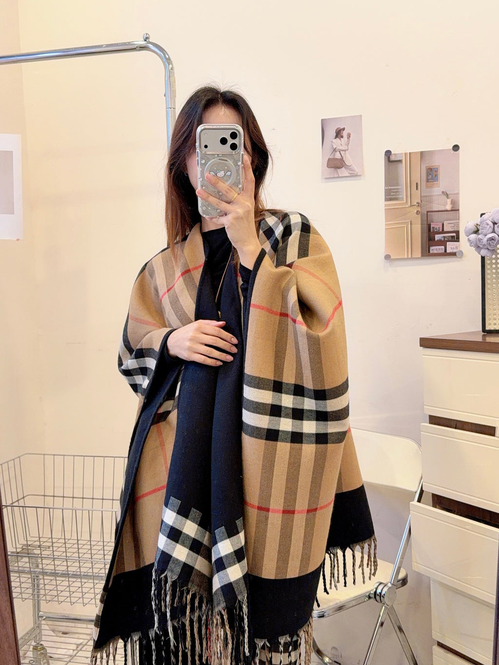 W1R86R55 Fashion cape