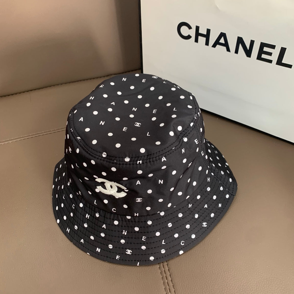 M1R96C3 Fashion hats