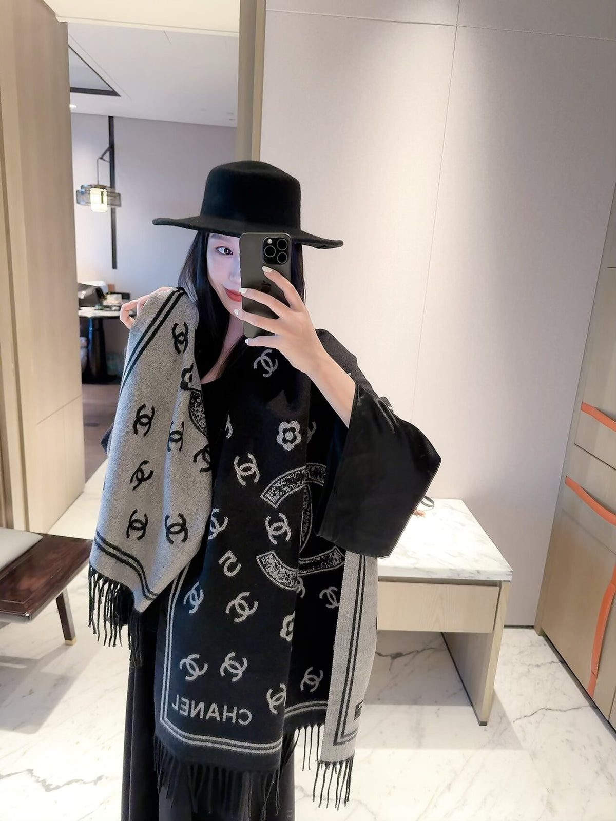 W1R96C125 Popular Winter Scarves
