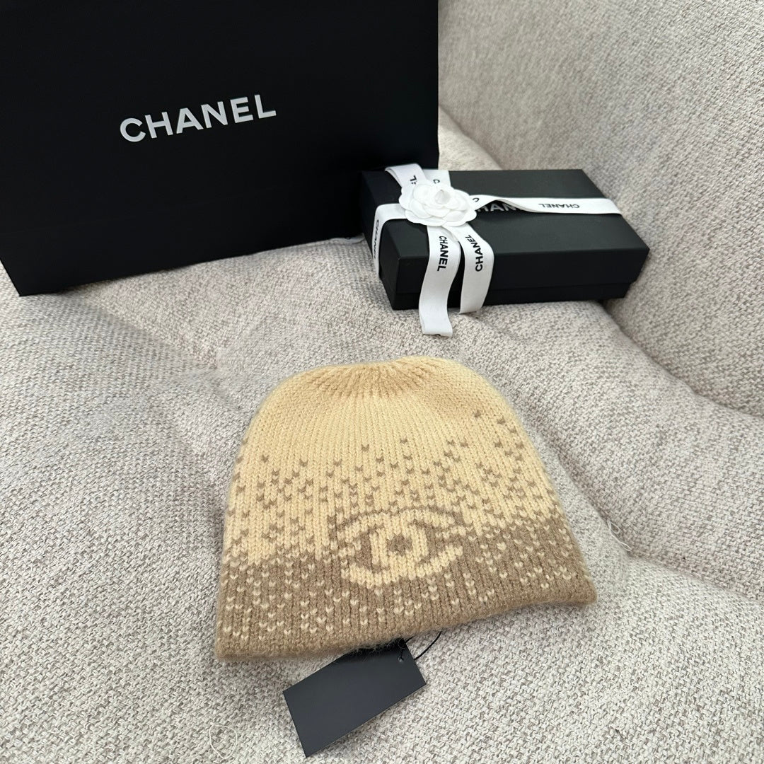 M1R86C21 Fashion hats