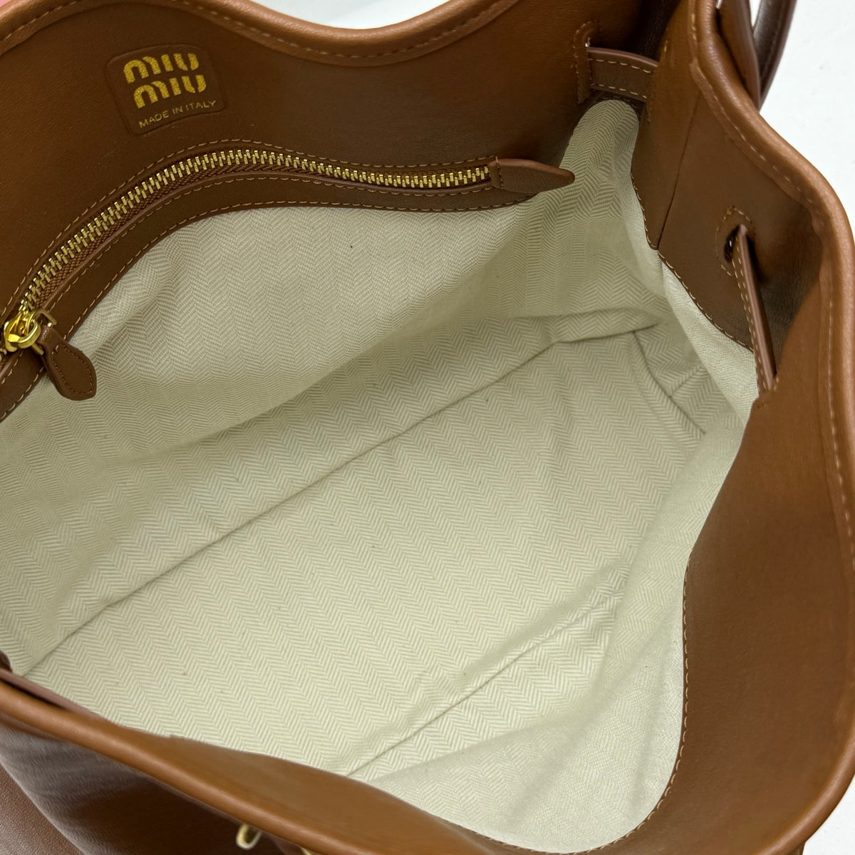 136PA22B Popular leather bag