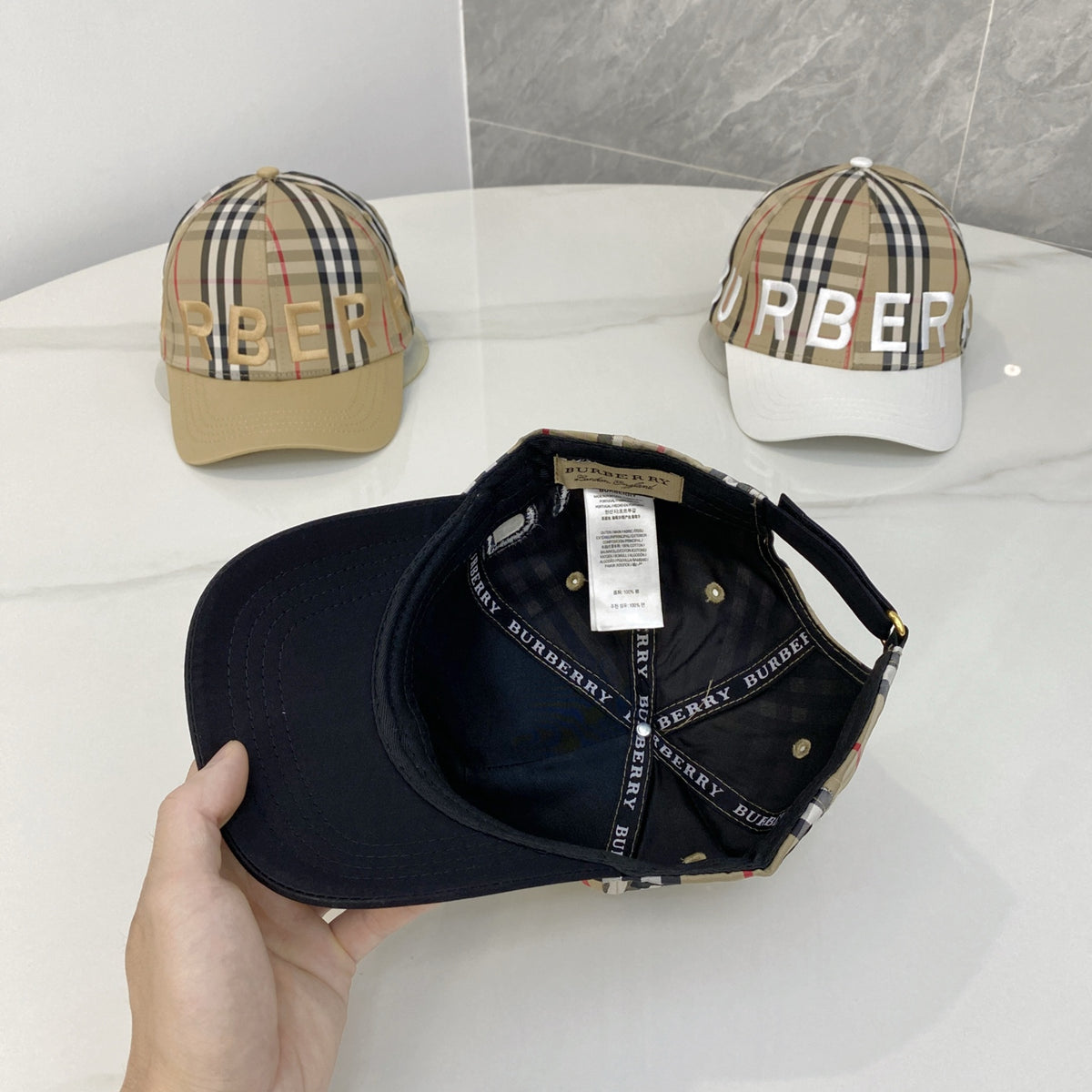 M1R86R107 Fashion hats