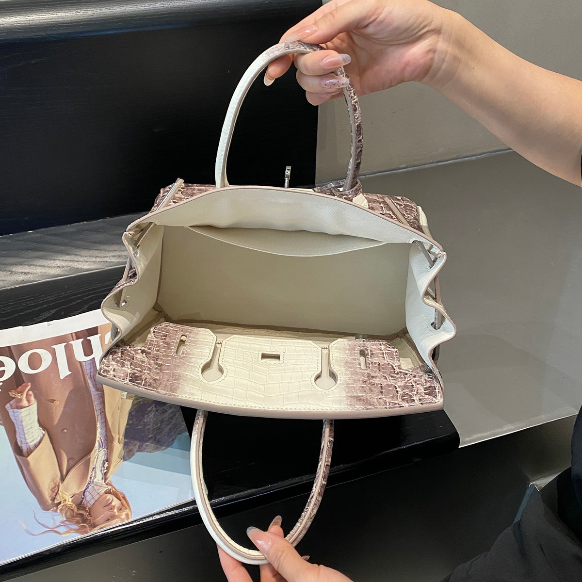 B1R86H2 Popular leather bag