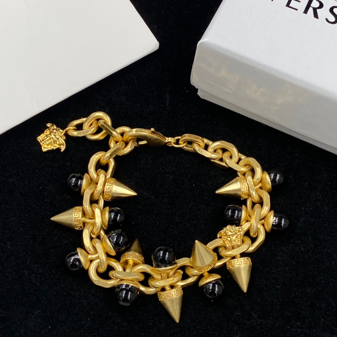 X5Q85V371X Popular Necklaces. Bracelets