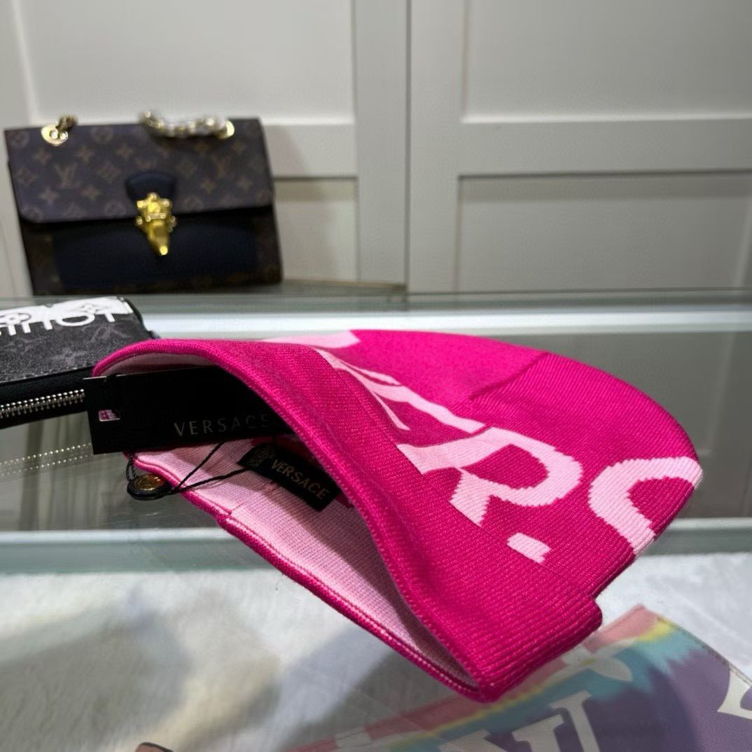 M1R86V92 Fashion hats