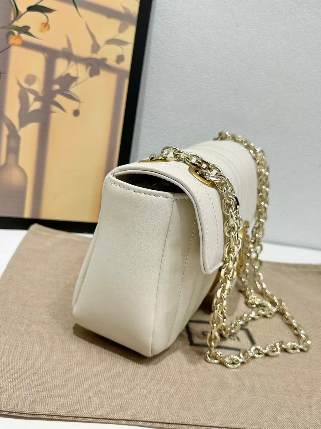 B1N96U34 Popular leather bag