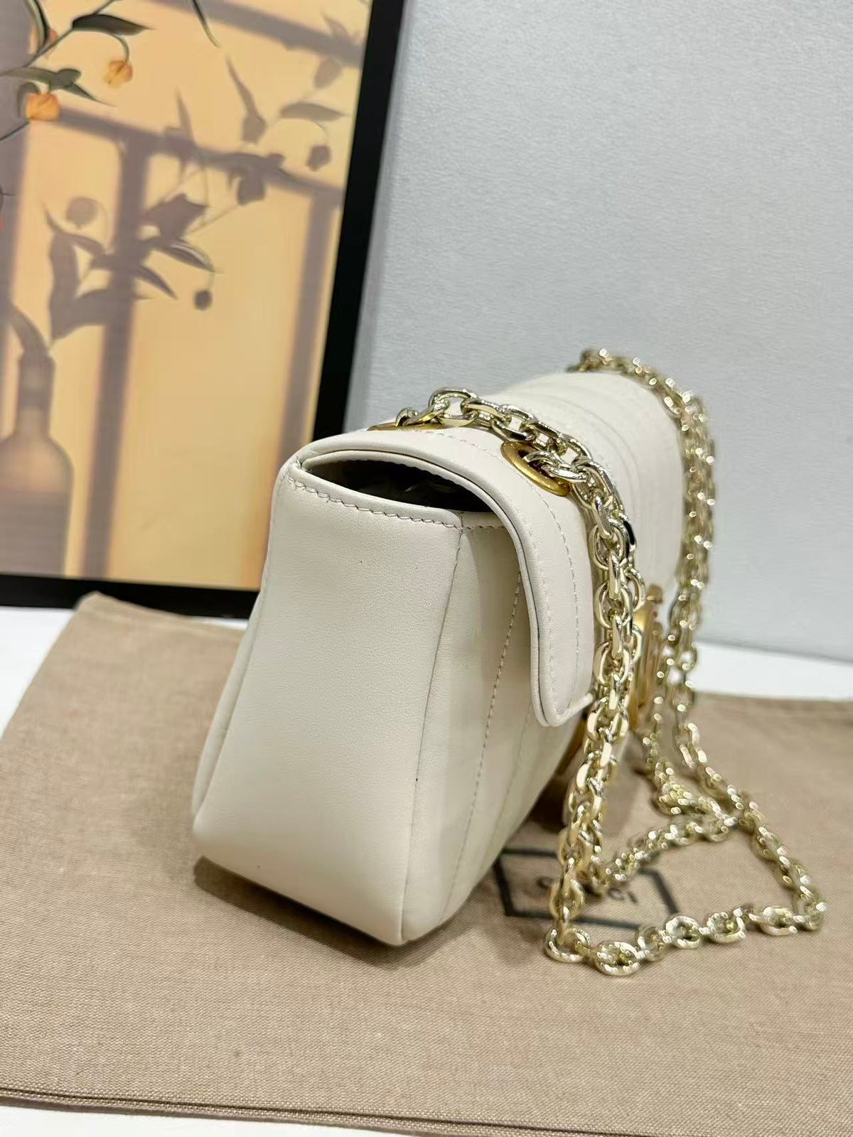 B1N96U34 Popular leather bag