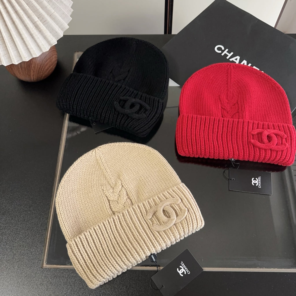 M1R86C22 Fashion hats