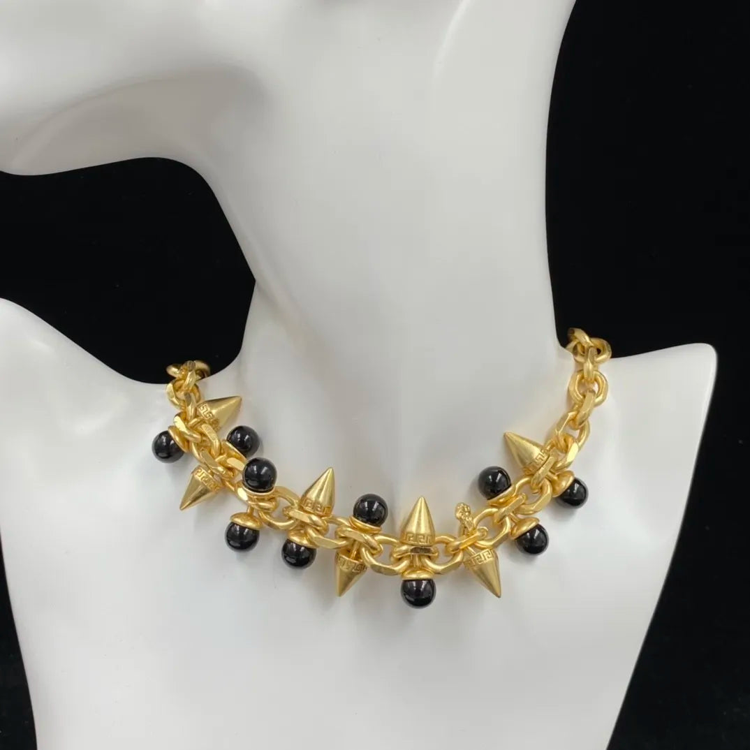 X5Q85V371X Popular Necklaces. Bracelets