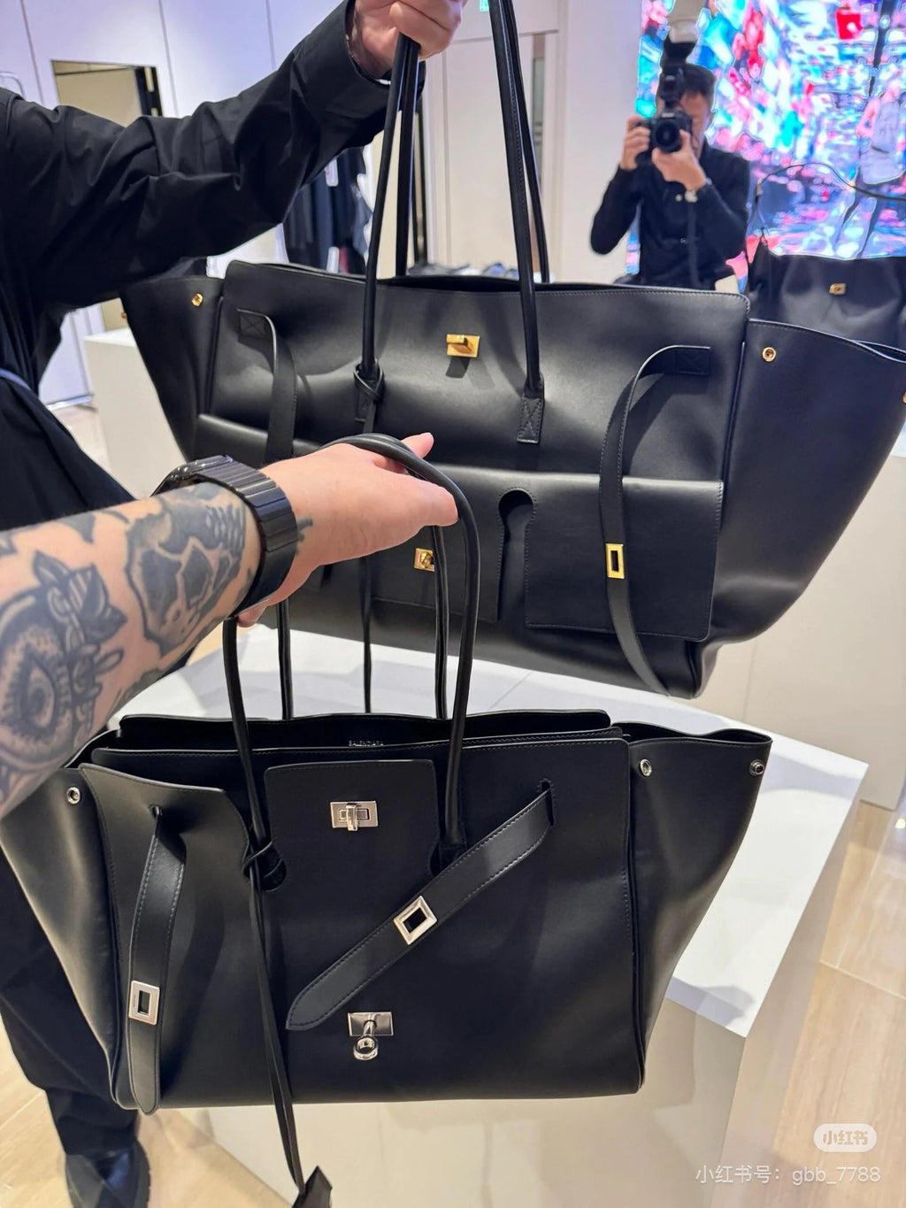 146RJ1B Popular leather bags