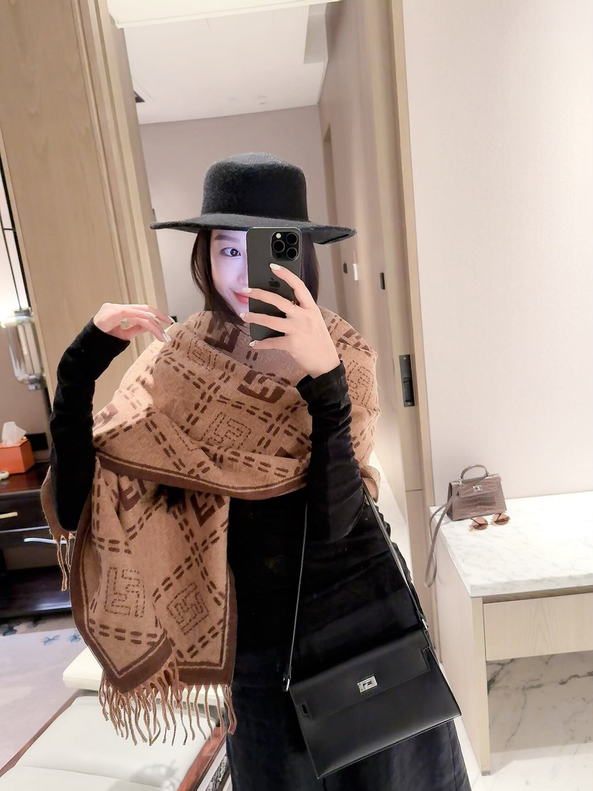 W1R86F118 Popular Winter Scarves