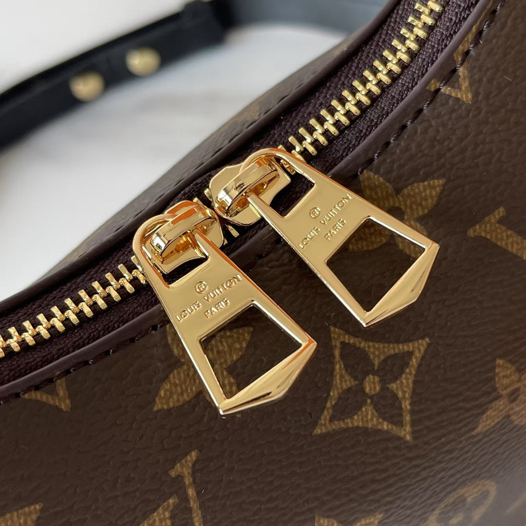 B1R76E01 Fashion leather bag