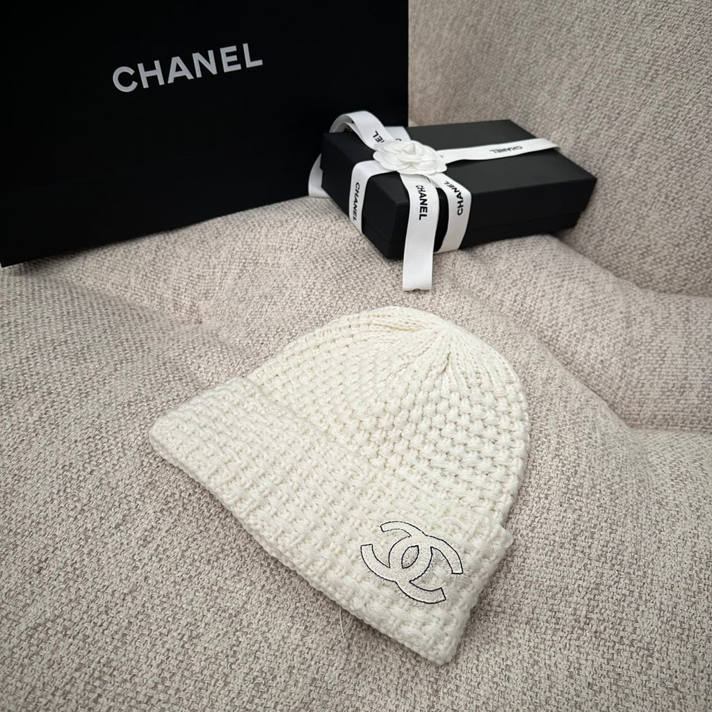 M1R86C8 Fashion hats