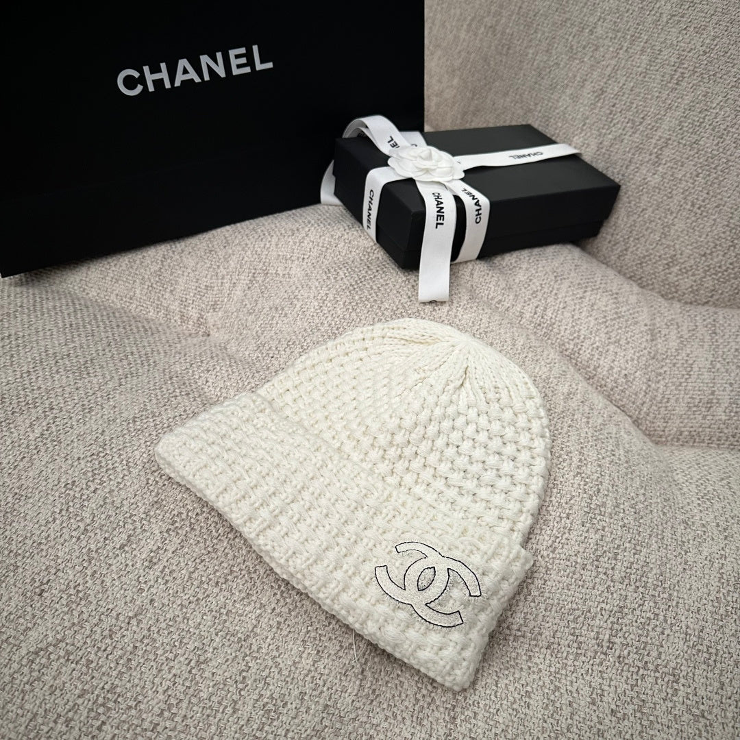 M1R86C8 Fashion hats