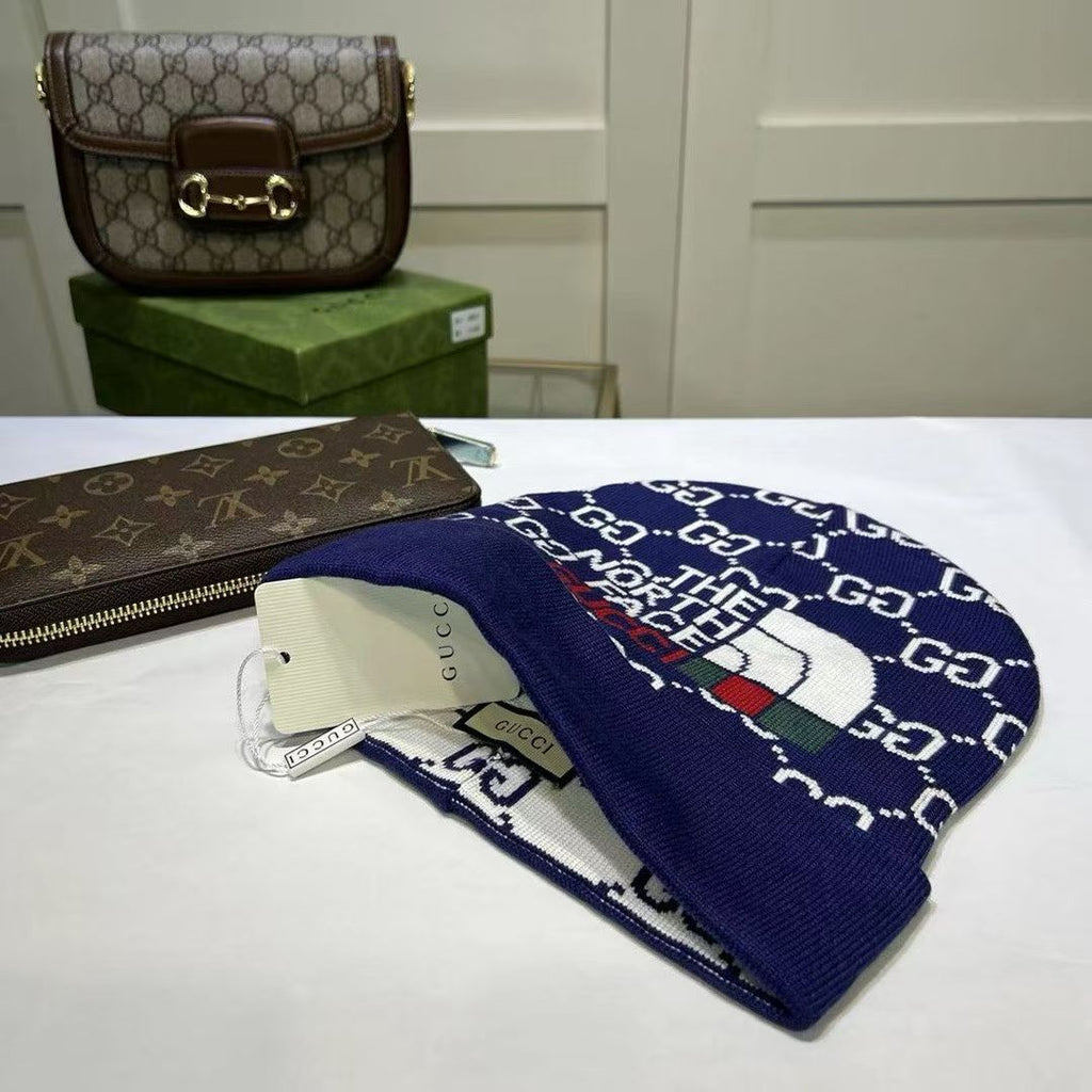 M1R86B58 Fashion hats