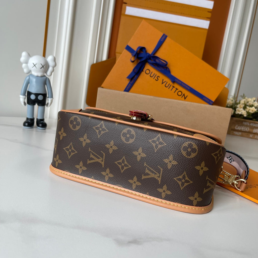 136PE38B Popular leather bag