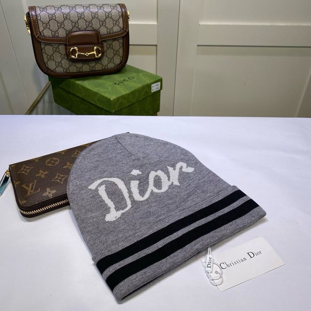 M1R86D59 Fashion hats