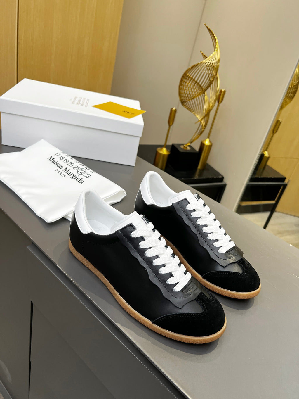 Z2X76A4 Popular high-quality leather shoes