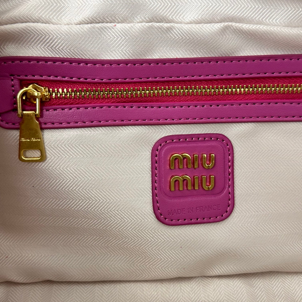 B1P46A153 Popular leather bags
