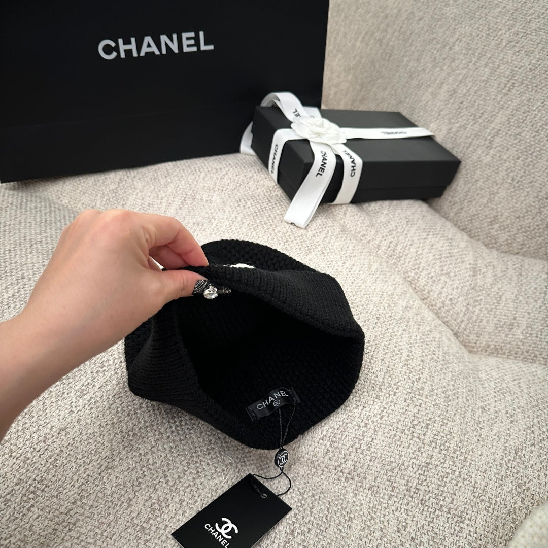 M1R86C17 Fashion hats