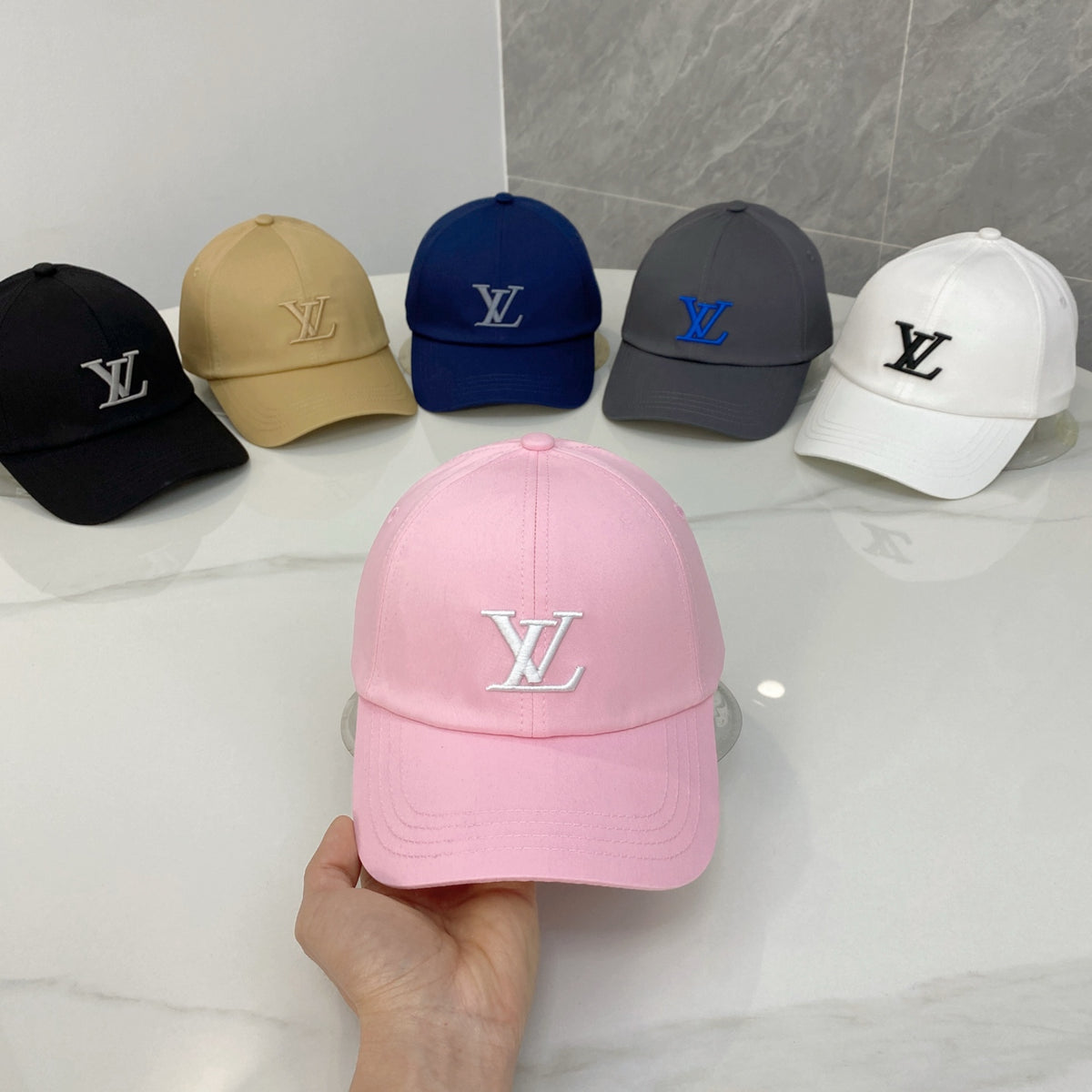 M1R86E129 Popular hats