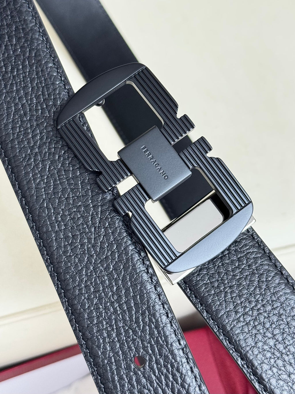 1115QA54P Popular High quality belt With full package